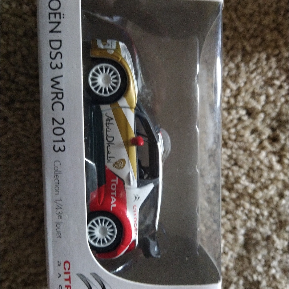Citroën racing DS3 WRC 2013 model display